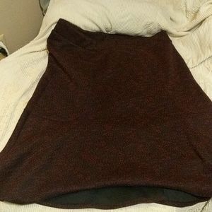 Maroon and Black tweed trumpet skirt Lands End 18